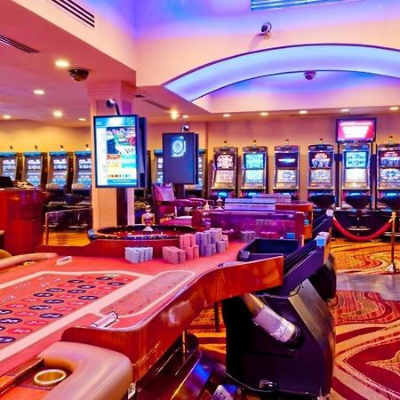 Savannah Hotel & Casino Paramaribo Buitenkant foto