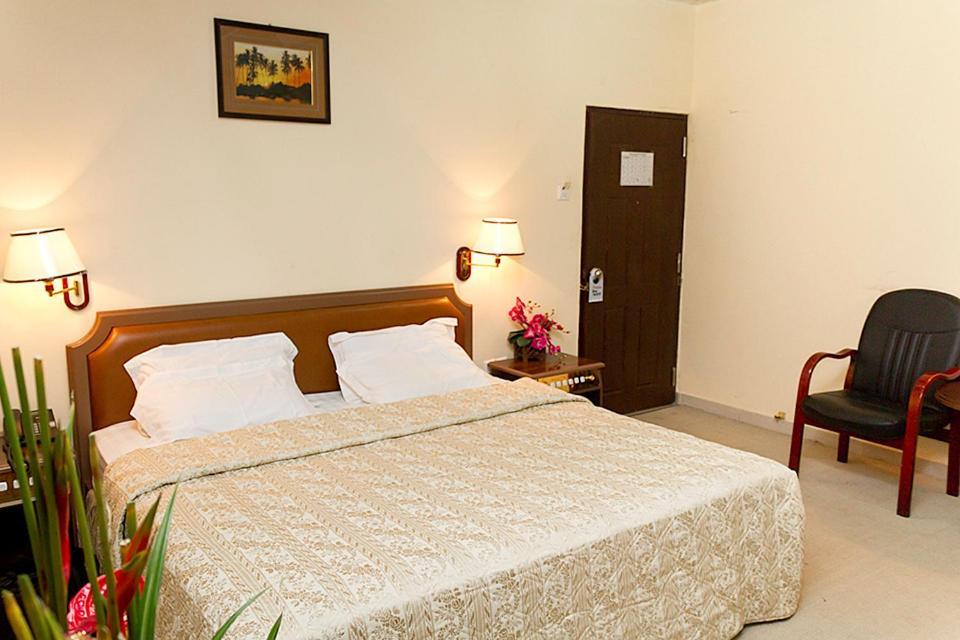 Savannah Hotel & Casino Paramaribo Buitenkant foto