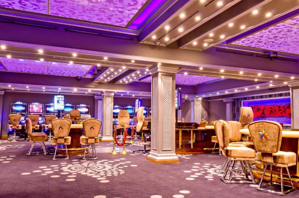 Savannah Hotel & Casino Paramaribo Buitenkant foto