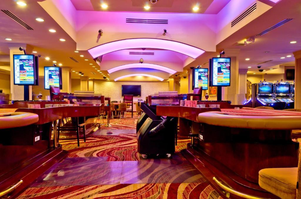 Savannah Hotel & Casino Paramaribo Buitenkant foto