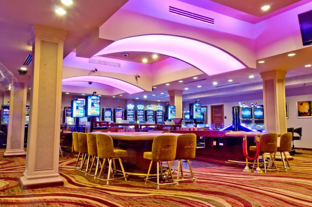 Savannah Hotel & Casino Paramaribo Buitenkant foto